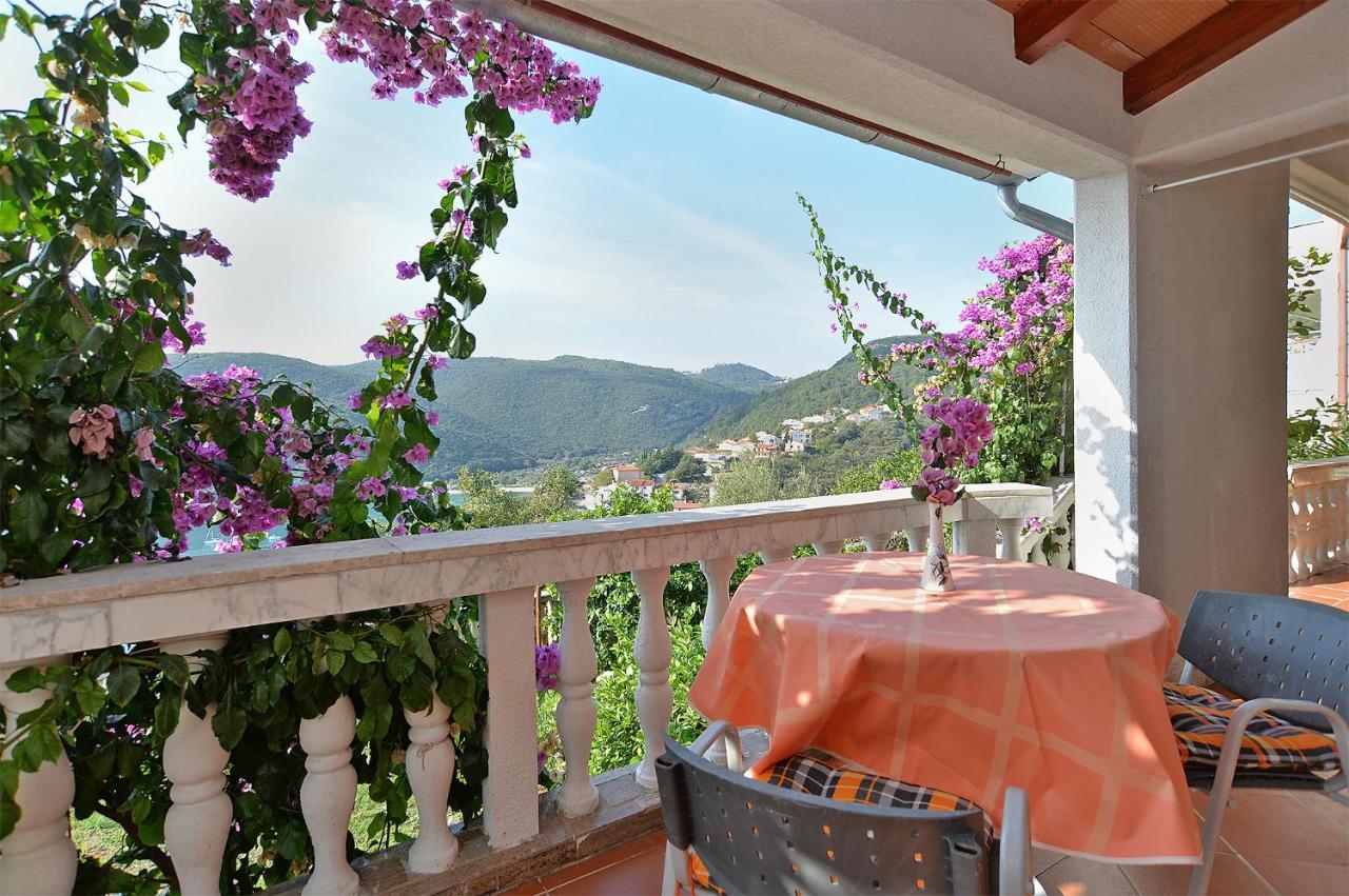 Apartments Plominska 938 Rabac Buitenkant foto