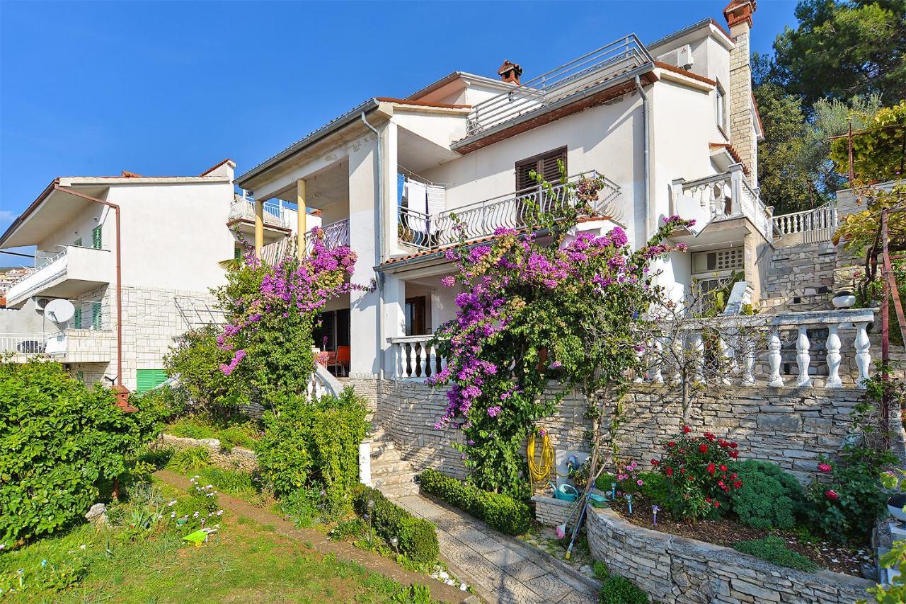 Apartments Plominska 938 Rabac Buitenkant foto