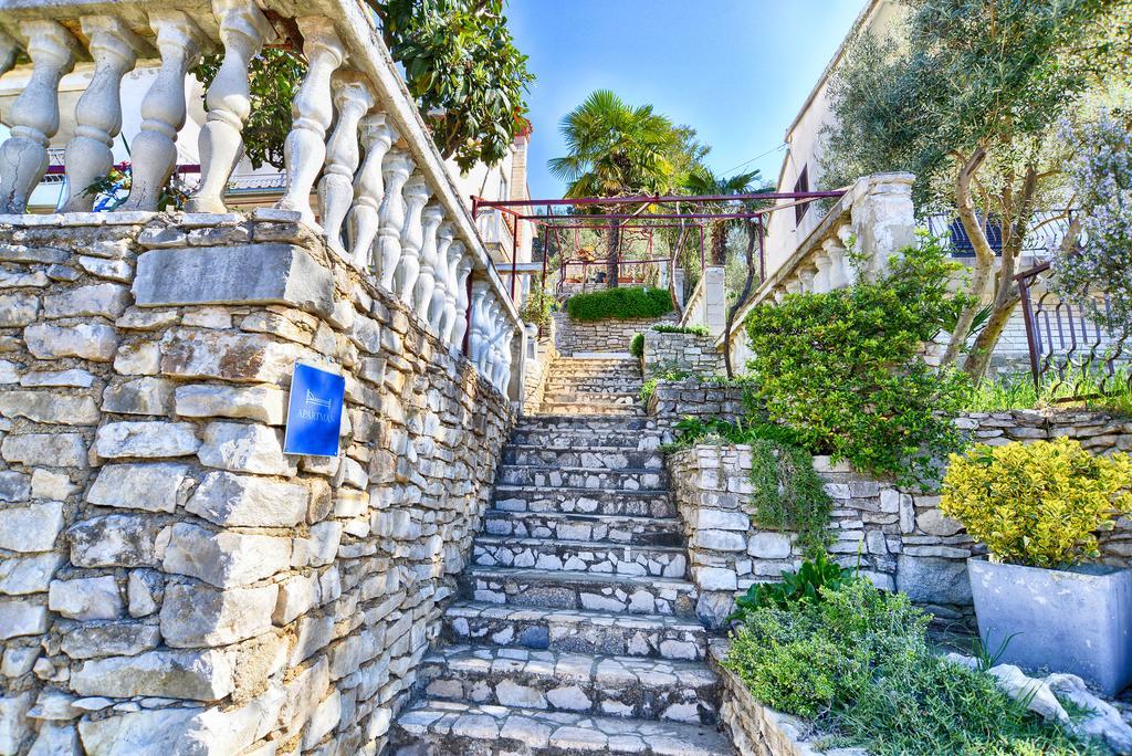 Apartments Plominska 938 Rabac Buitenkant foto